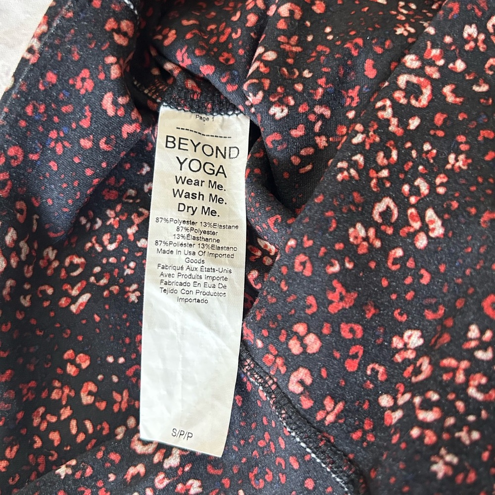 Beyond Yoga Space Dye Softmark Printed MIDI Legging Ditsy Leopard 7/8 Size Small - Picture 5 of 8
